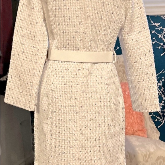 BEAUTIFUL, white tweed dress 👗 with shimmer throughout. In size XS NWT, - Picture 8 of 11